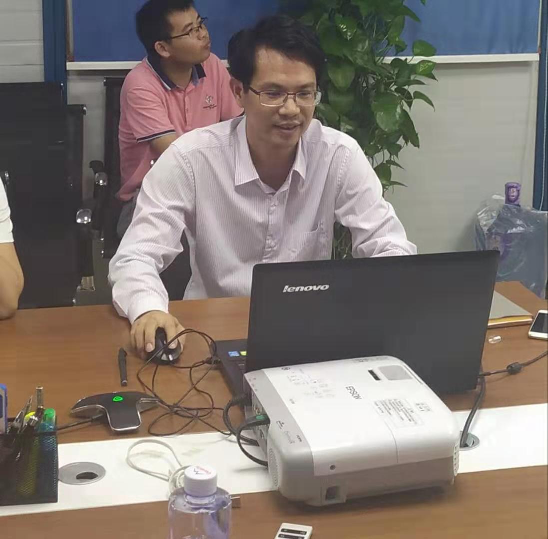 1021-2-2.jpg 1021-2-2.jpg