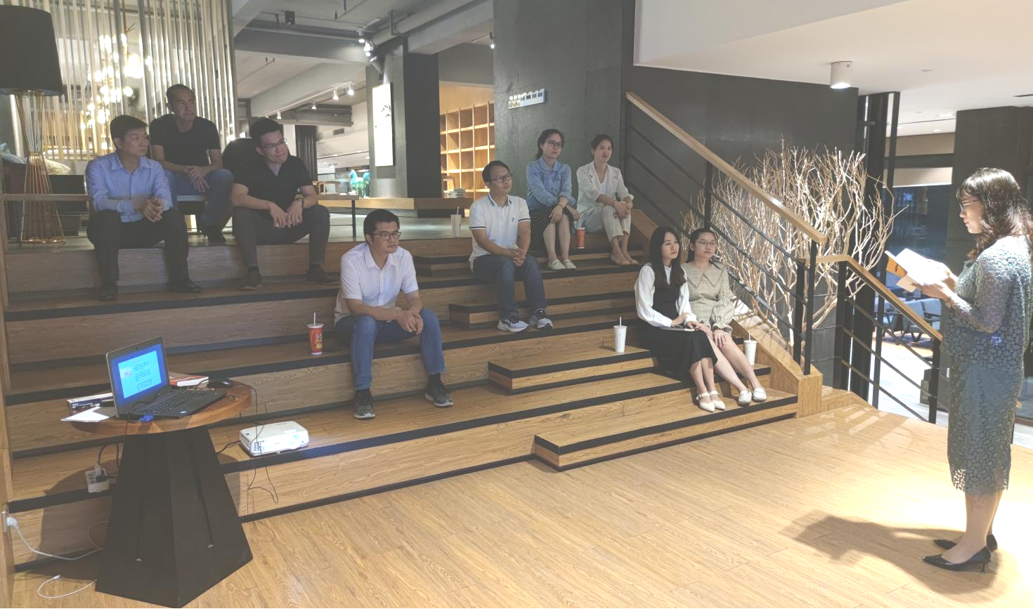 圖片2.png 圖片2.png